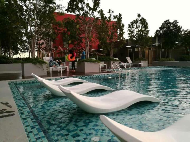Emira Residence Sek 13 Shah Alam Wi-Fi Netflix Exterior foto